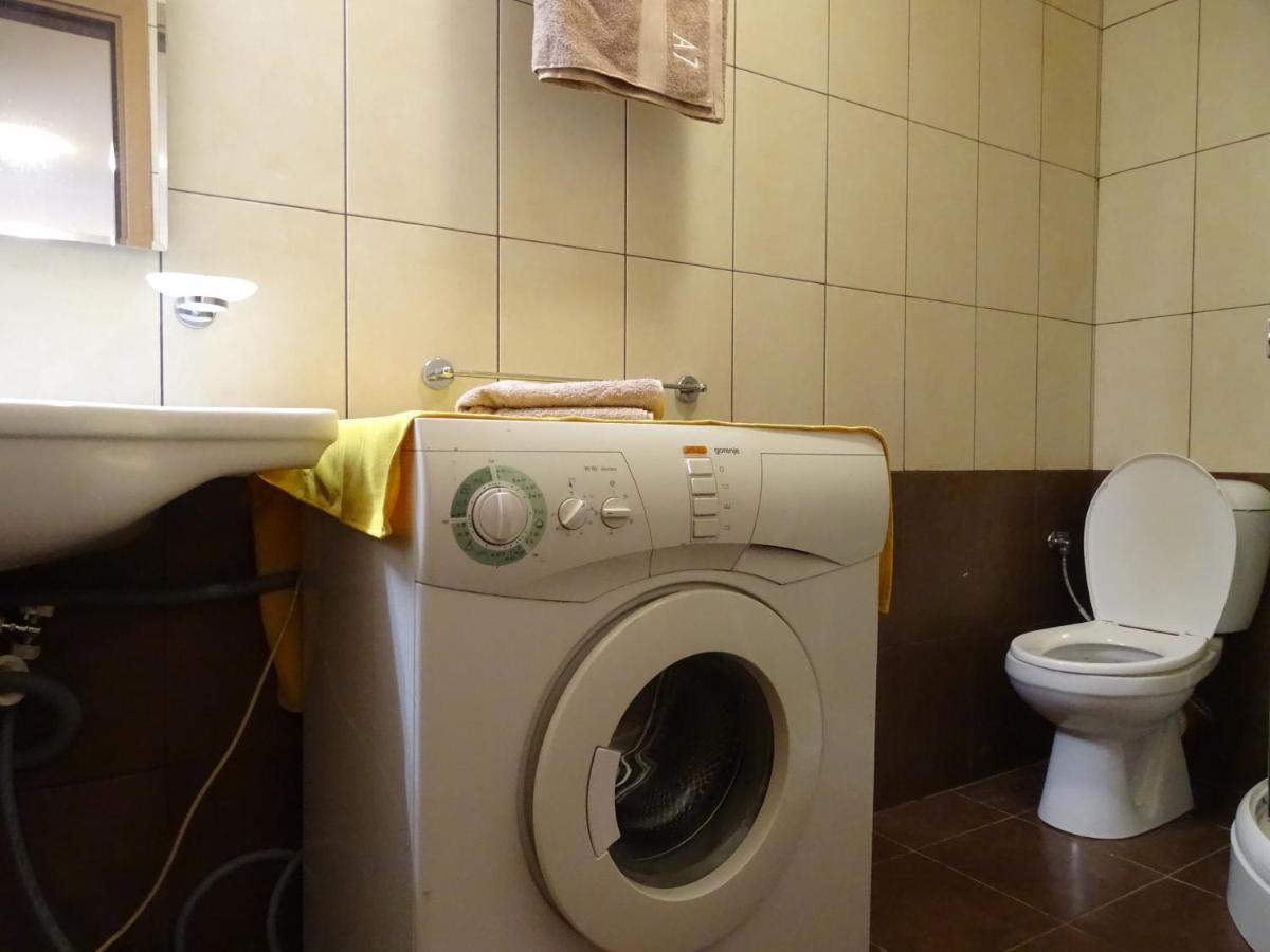 Apartment Darsi Pamporowo Zewnętrze zdjęcie