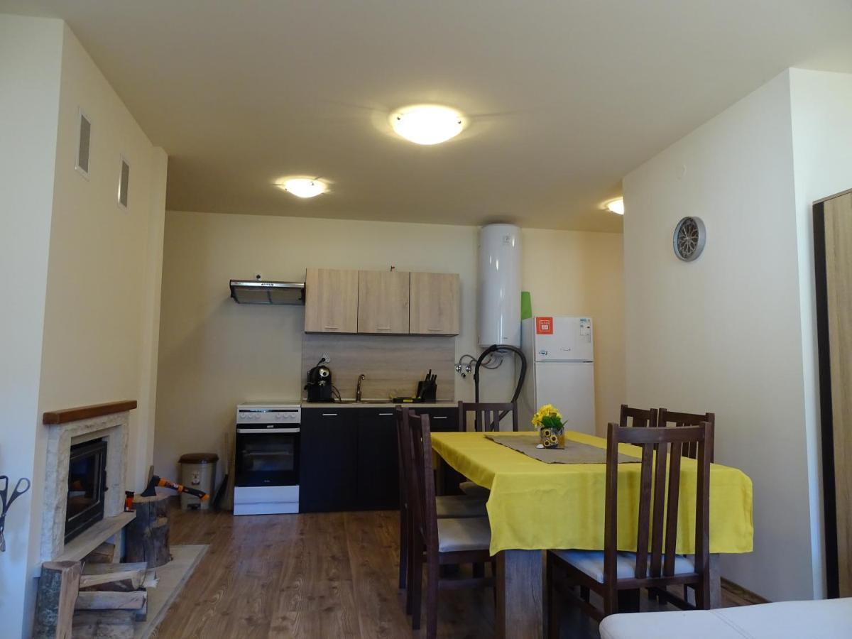 Apartment Darsi Pamporowo Zewnętrze zdjęcie